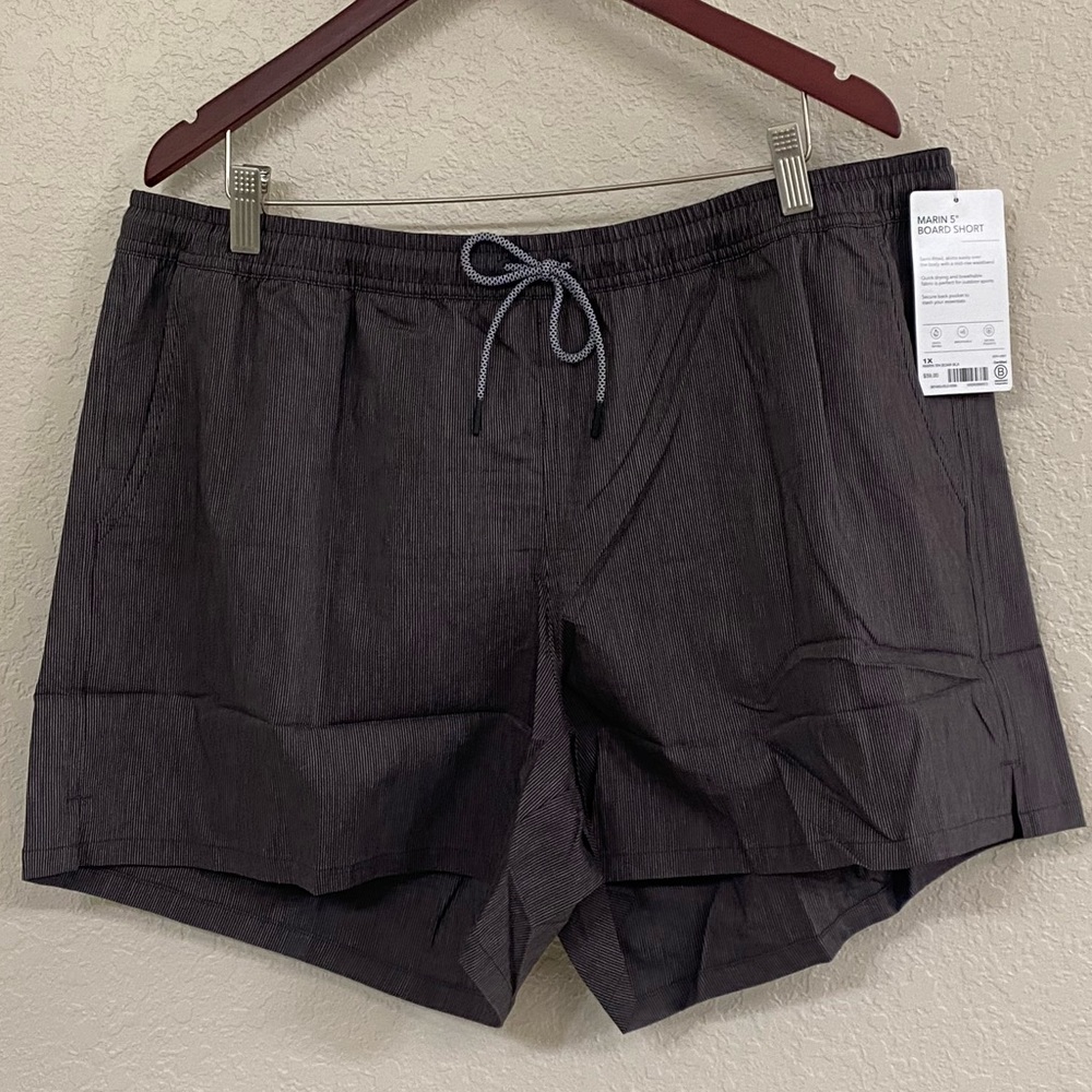 NEW Athleta Marin 5" board shorts